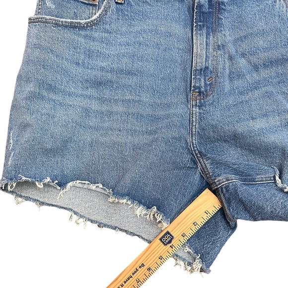 NWT Abercrombie & Fitch Curve Love High Rise 4” Mom Short Size 35 Raw Hem - Picture 10 of 10